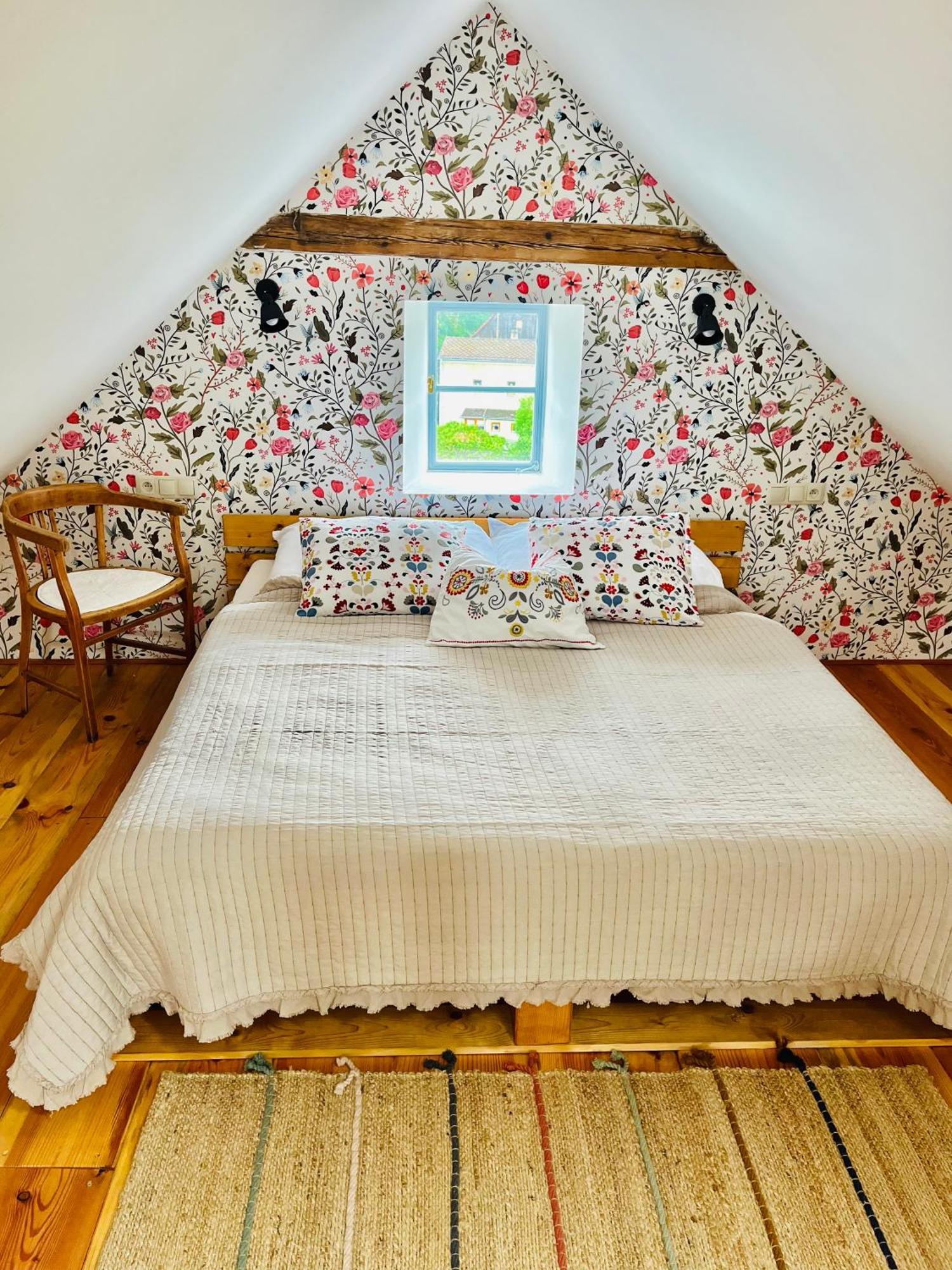 Na Nebi 187 Aparthotel Bečov nad Teplou Exterior foto