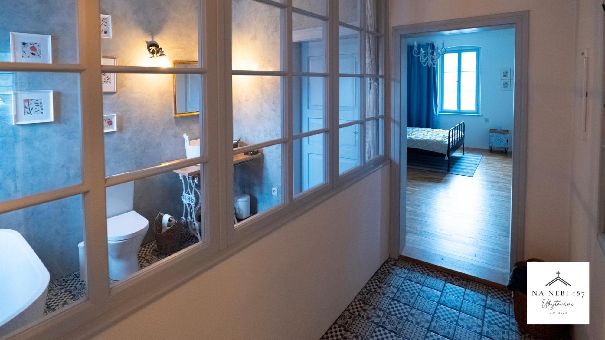 Na Nebi 187 Aparthotel Bečov nad Teplou Exterior foto